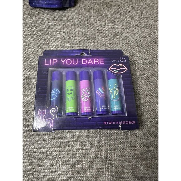 Boo-tiful Iridescent Body Glitter 2 pks  & Lip You Dare Lip Balms 5 pk Halloween - Picture 2 of 7